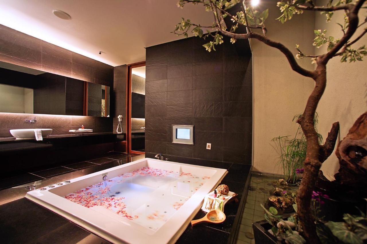 Spring Spa Motel Dali Ngoại thất bức ảnh